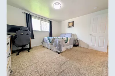 211 E 1st N, Preston, ID 83263 - Photo 6