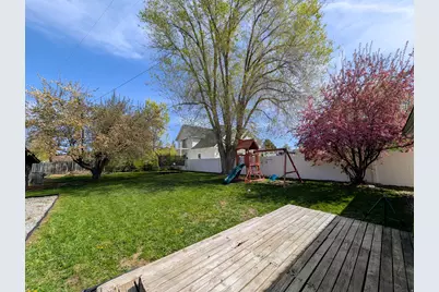 211 E 1st N, Preston, ID 83263 - Photo 12