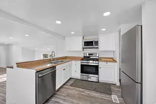 2491 N Hwy 89, Pleasant View, UT 84404 - Photo 10