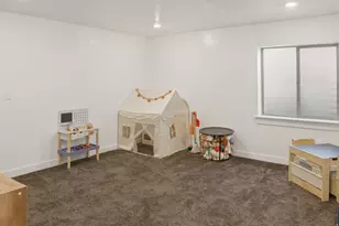 1711 E Shadow Dr, Eagle Mountain, UT 84005 - Photo 24