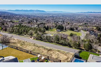 198 N Moss Hill Dr E #118, Bountiful, UT 84010 - Photo 16