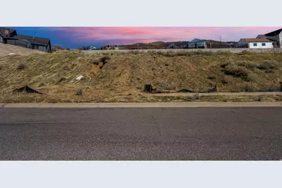 198 N 1500 Dr E #118, Bountiful, UT 84010 - Photo 1