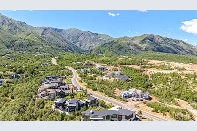 890 S Summit Creek Dr #47, Woodland Hills, UT 84653 - Photo 12