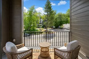 864 E Brookshade Ln S, Murray, UT 84107 - Photo 8