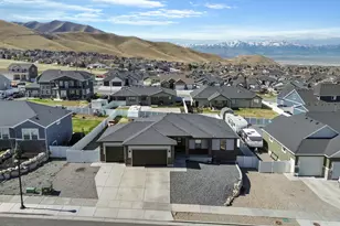 358 S Canyon Overlook Dr, Tooele, UT 84074 - Photo 4