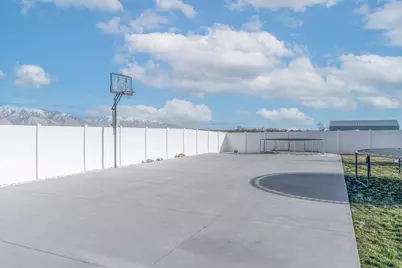 4096 W 1725 N, Plain City, UT 84404 - Photo 24