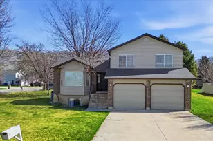 2842 N 920 E, North Logan, UT 84341 - Photo 1