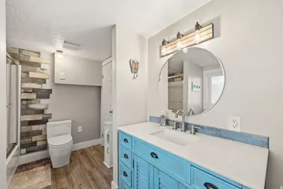 1055 S 1000 W, Clearfield, UT 84015 - Photo 44