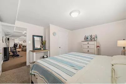 1055 S 1000 W, Clearfield, UT 84015 - Photo 42