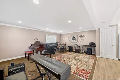 1055 S 1000 W, Clearfield, UT 84015 - Photo 38