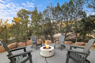 375 W White Clfs Dr, Orderville, UT 84758 - Photo 22