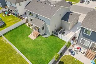 332 E 210 N, Vineyard, UT 84059 - Photo 2