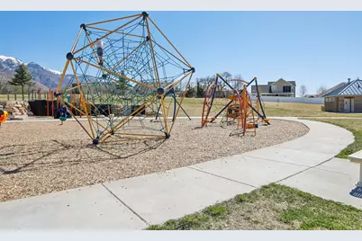 1960 N 2150 E, Layton, UT 84040 - Photo 94