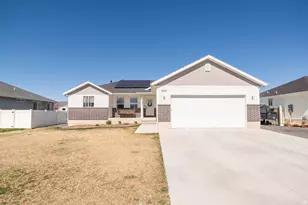 454 W 550 S, Tremonton, UT 84337 - Photo 2