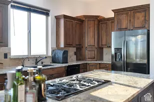 5055 N Waterfall Dr W, Pleasant View, UT 84414 - Photo 22