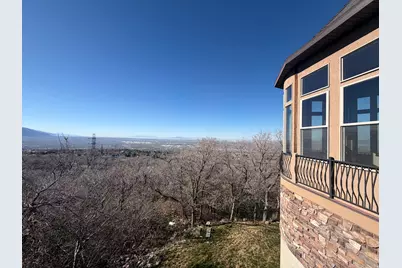 5055 N Waterfall Dr W, Pleasant View, UT 84414 - Photo 2