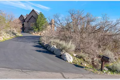 5055 N Waterfall Dr W, Pleasant View, UT 84414 - Photo 4