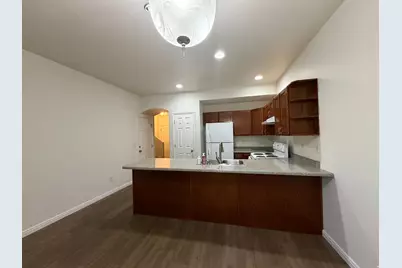 5168 W Cold Stone Ln, West Jordan, UT 84081 - Photo 6