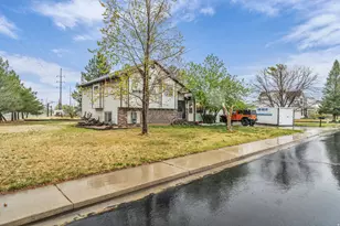 1061 S 2230 E, Spanish Fork, UT 84660 - Photo 2