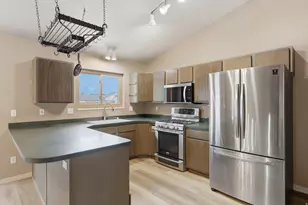 1061 S 2230 E, Spanish Fork, UT 84660 - Photo 2
