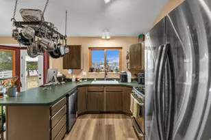 1061 S 2230 E, Spanish Fork, UT 84660 - Photo 12