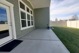 2286 W 2000 N, Clinton, UT 84015 - Photo 14