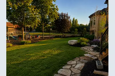 15319 S Indian Paint Cir, Bluffdale, UT 84065 - Photo 12