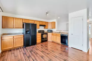 164 W Carrick Dr, South Salt Lake, UT 84115 - Photo 2