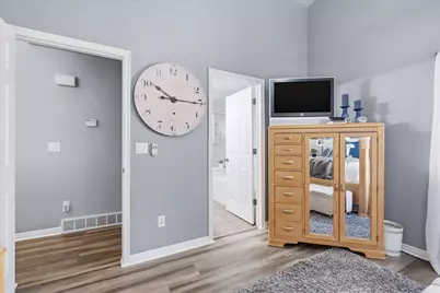 1131 E Lamplighter Dr, River Heights, UT 84321 - Photo 20