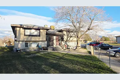 8404 S Monroe St, Midvale, UT 84047 - Photo 2