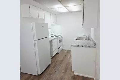 8408 S Foxbridge Cir, Midvale, UT 84047 - Photo 2