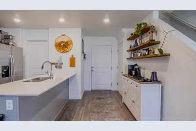 658 W 1920 S #1059, Provo, UT 84601 - Photo 12