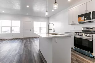 738 E Bogart Ct S, Midvale, UT 84047 - Photo 4