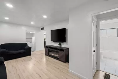 1149 Dan St, Ogden, UT 84404 - Photo 4