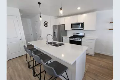 338 N Starboard Ln, Saratoga Springs, UT 84045 - Photo 8