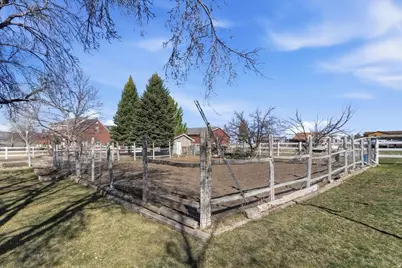 11770 E 24500 N, Fairview, UT 84629 - Photo 14