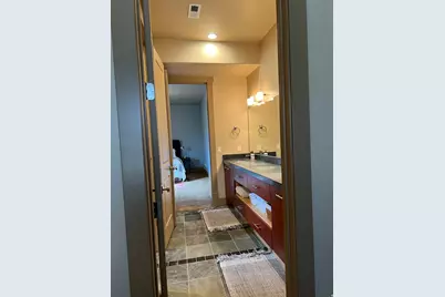 47 S Meadow Dr, Springville, UT 84663 - Photo 24