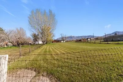 2495 W 2550 S, West Haven, UT 84401 - Photo 28