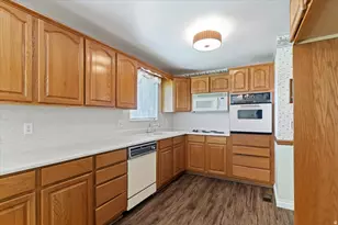 2495 W 2550 S, West Haven, UT 84401 - Photo 12
