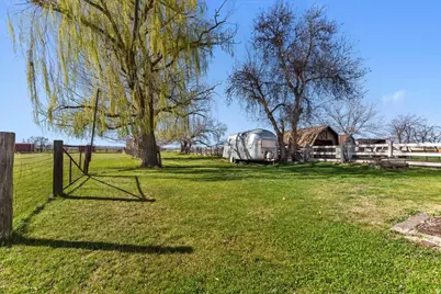 2495 W 2550 S, West Haven, UT 84401 - Photo 24