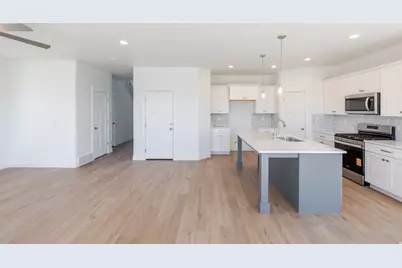 1521 W Russo Dr #727, Saratoga Springs, UT 84045 - Photo 10