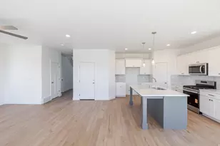 1521 W Russo Dr, Saratoga Springs, UT 84045 - Photo 10