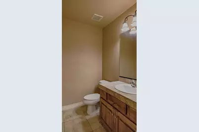 1377 S 1650 E, Provo, UT 84606 - Photo 14