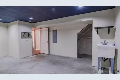 1377 S 1650 E, Provo, UT 84606 - Photo 52