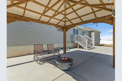 573 S Maxwell Dr W, Grantsville, UT 84029 - Photo 20