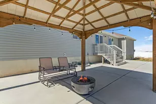 573 S Maxwell Dr W, Grantsville, UT 84029 - Photo 20