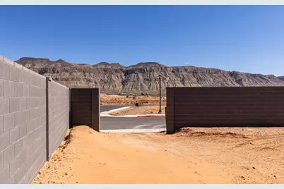 3967 S 2160 W, Hurricane, UT 84737 - Photo 38