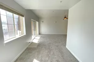 11085 S Grape Arbor Pl E, Sandy, UT 84070 - Photo 6