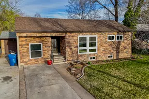 5230 S Ridgeline Dr, Washington Terrace, UT 84405 - Photo 2