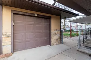 5230 S Ridgeline Dr, Washington Terrace, UT 84405 - Photo 16